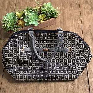 Tommy Hilfiger blue medium size hand bag